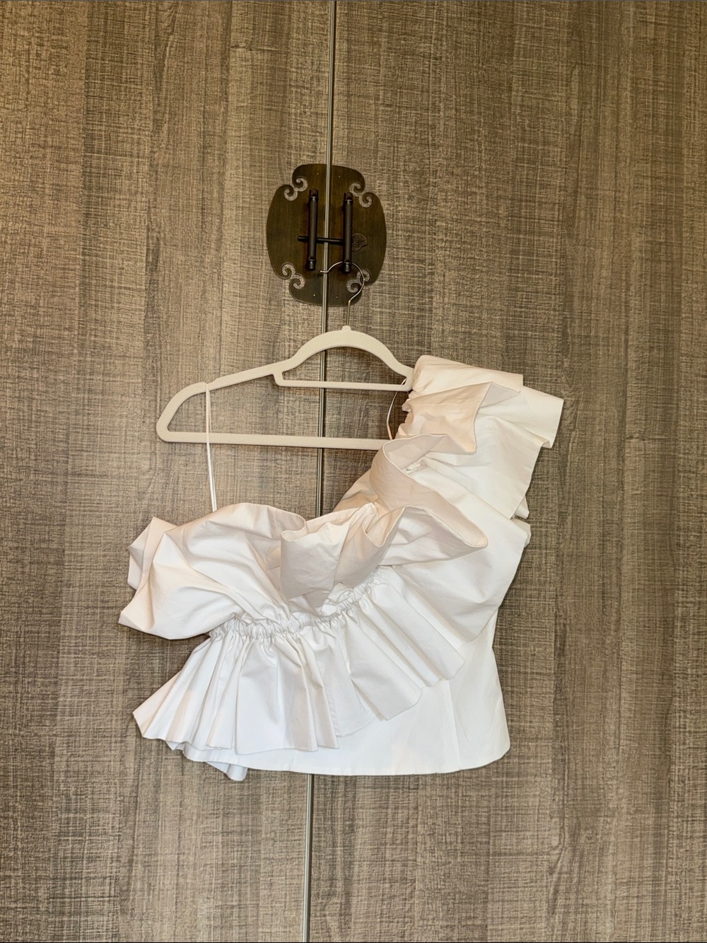 Zara White One-Shoulder Ruffle‎ Crop Top - Picture 13 of 17